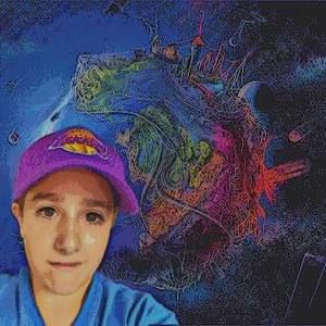 Meet your Posher, Dominic